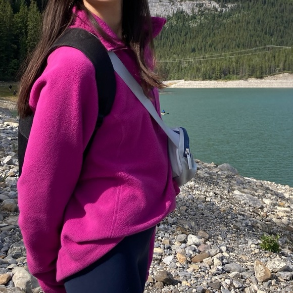 Eddie Bauer Magenta Fleece - Picture 3 of 4